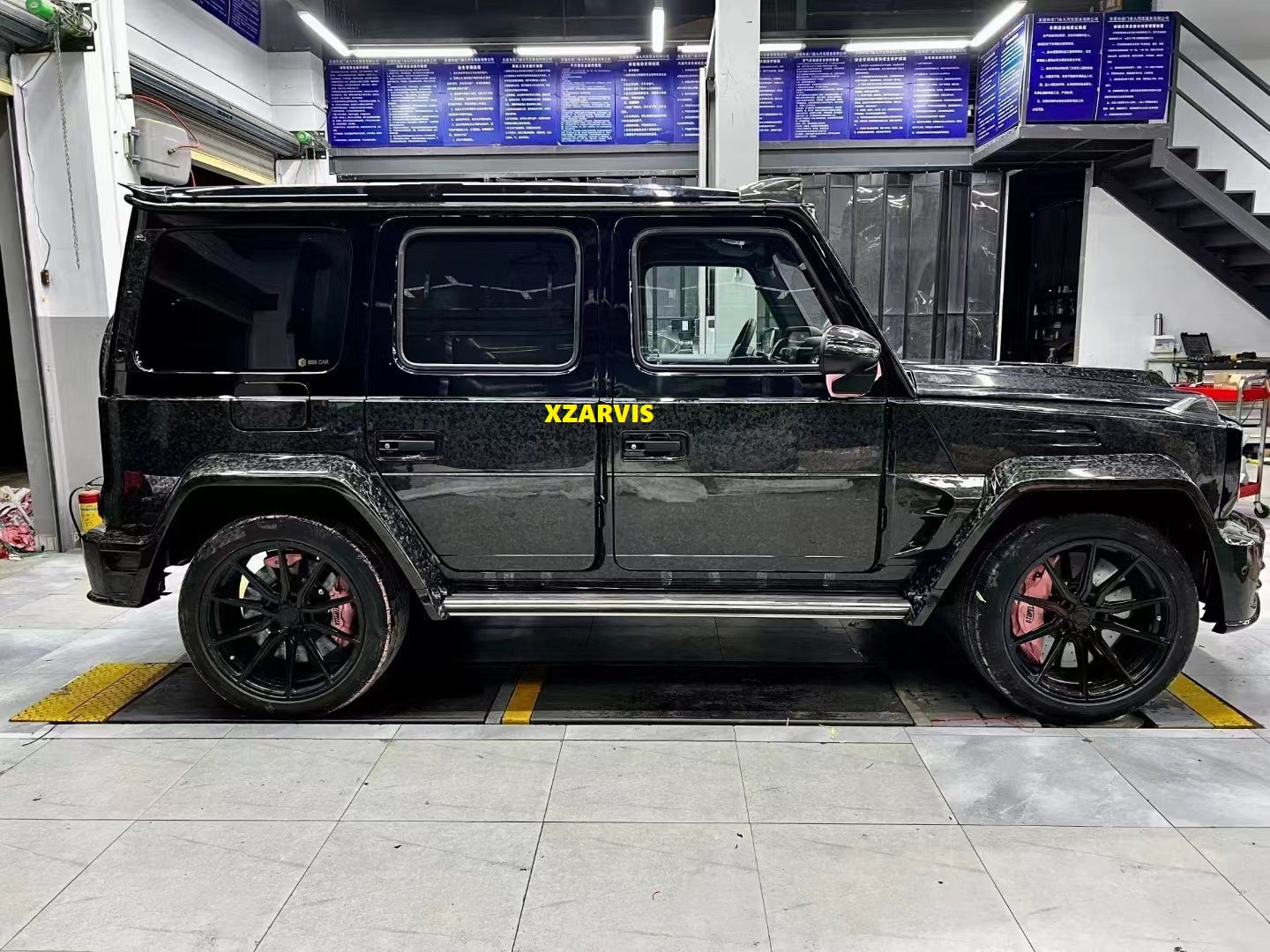 FORGED CARBON FIBER BODY KIT FOR MERCEDES BENZ G63