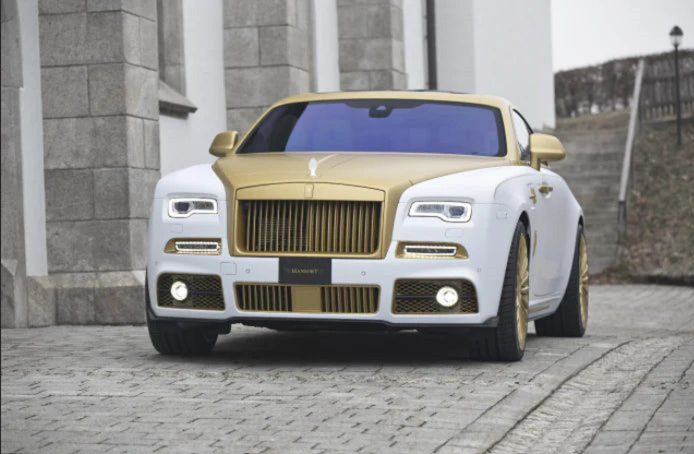 MANSORY STYLE BODY KIT FOR ROLLS-ROYCE WRAITH