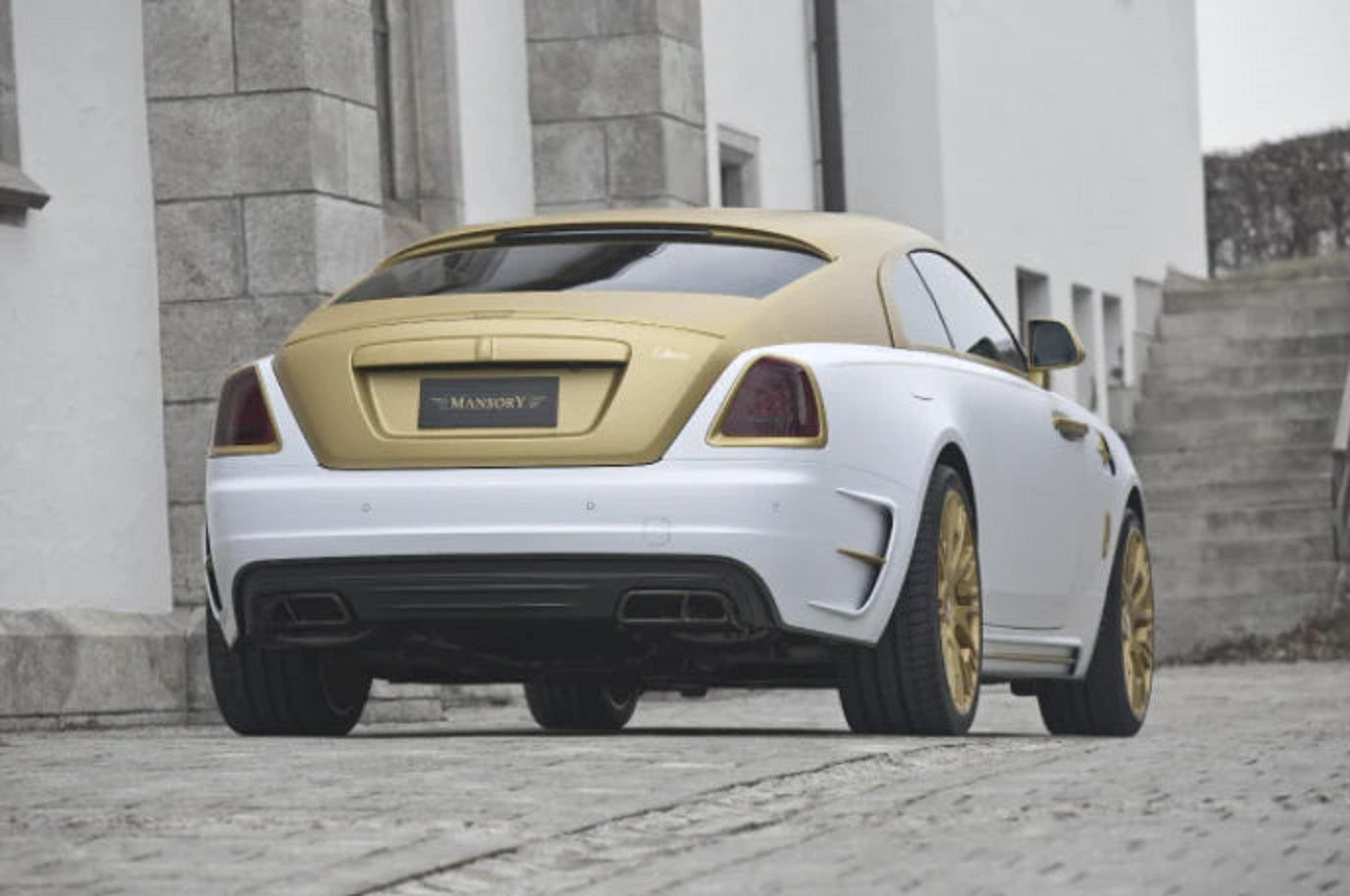 MANSORY STYLE BODY KIT FOR ROLLS-ROYCE WRAITH